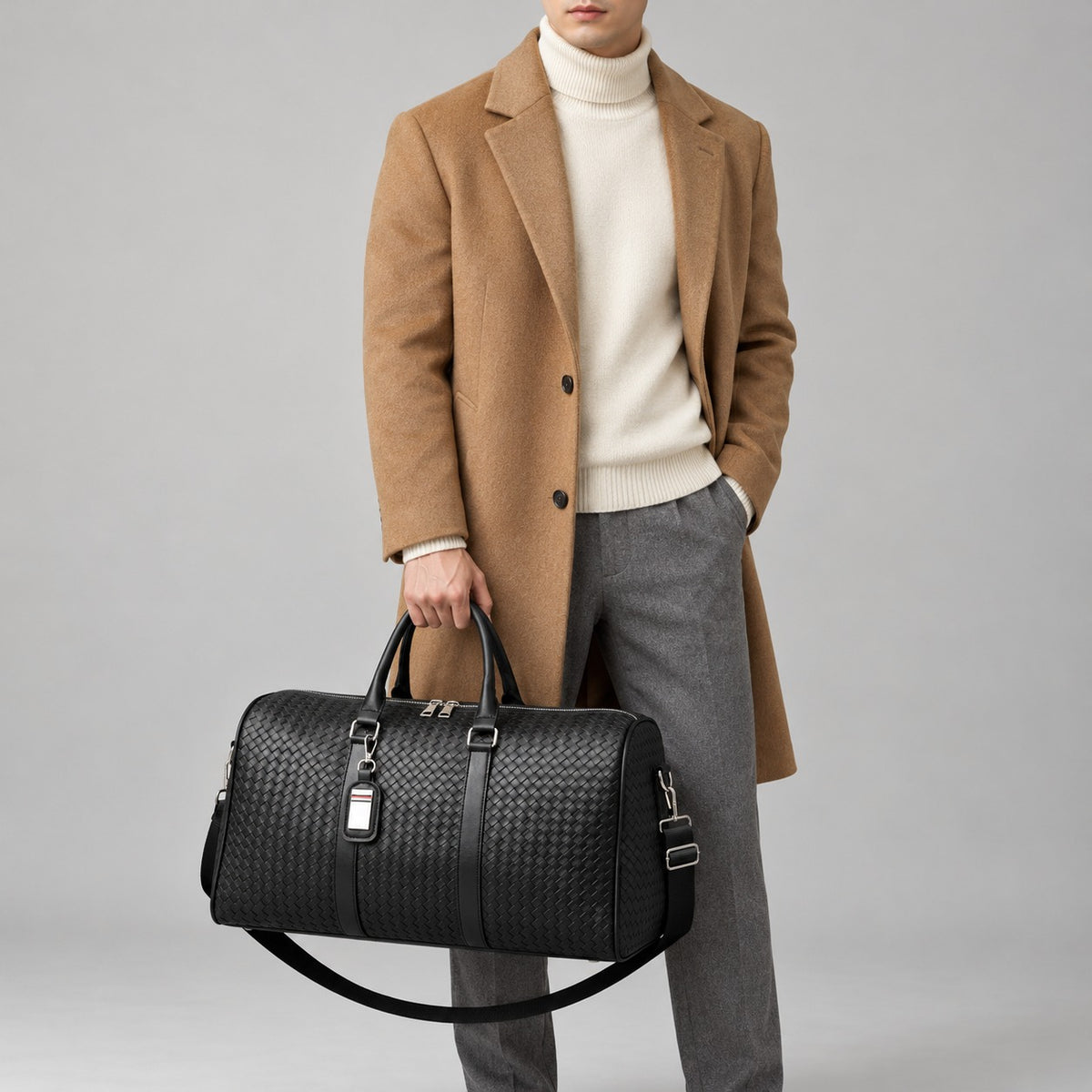 Woven Leather-Look Weekender Bag – Men – Black – worn