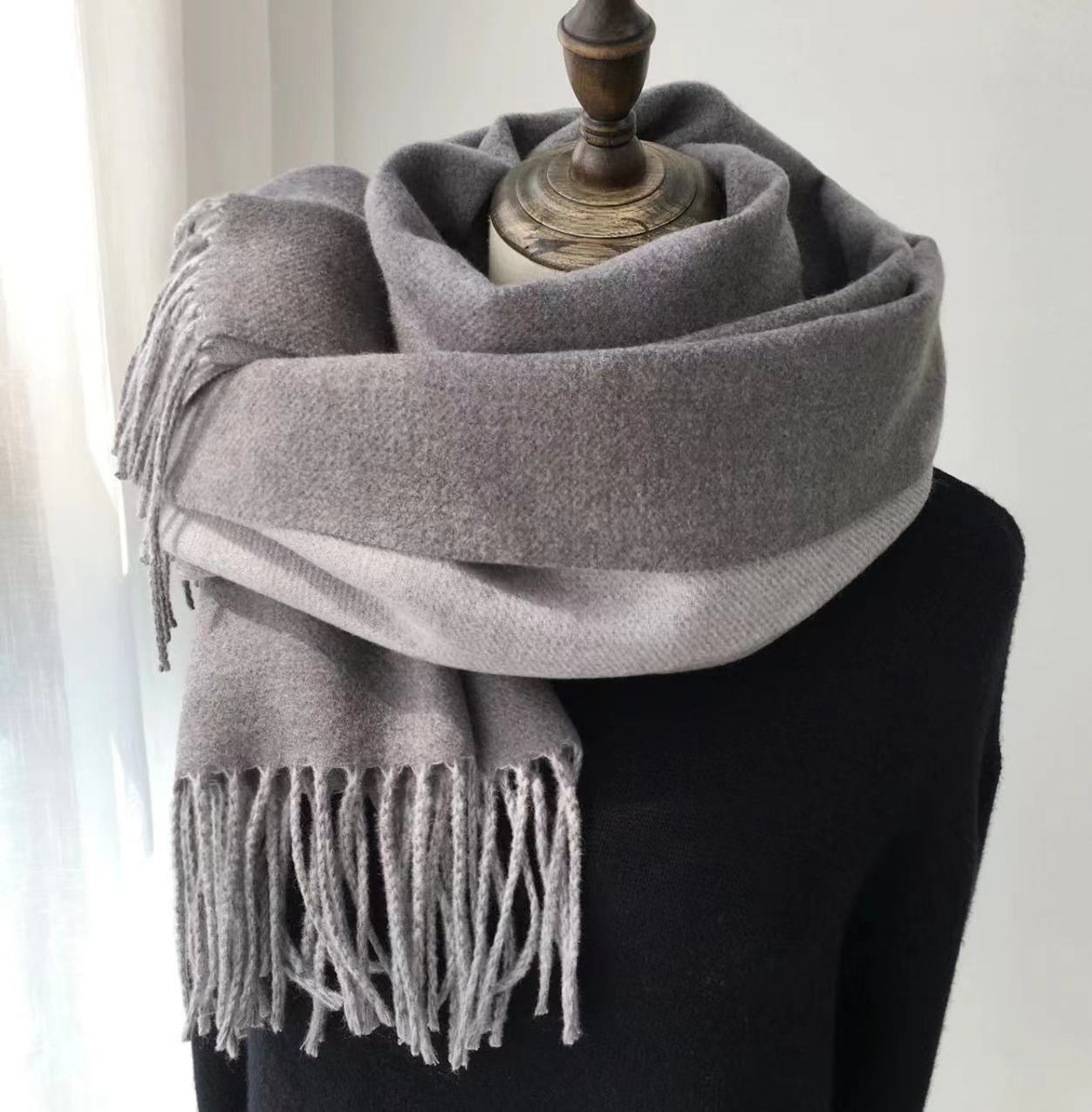 Two-Tone Reversible Fringed Scarf – Women – Grey – on mannequin