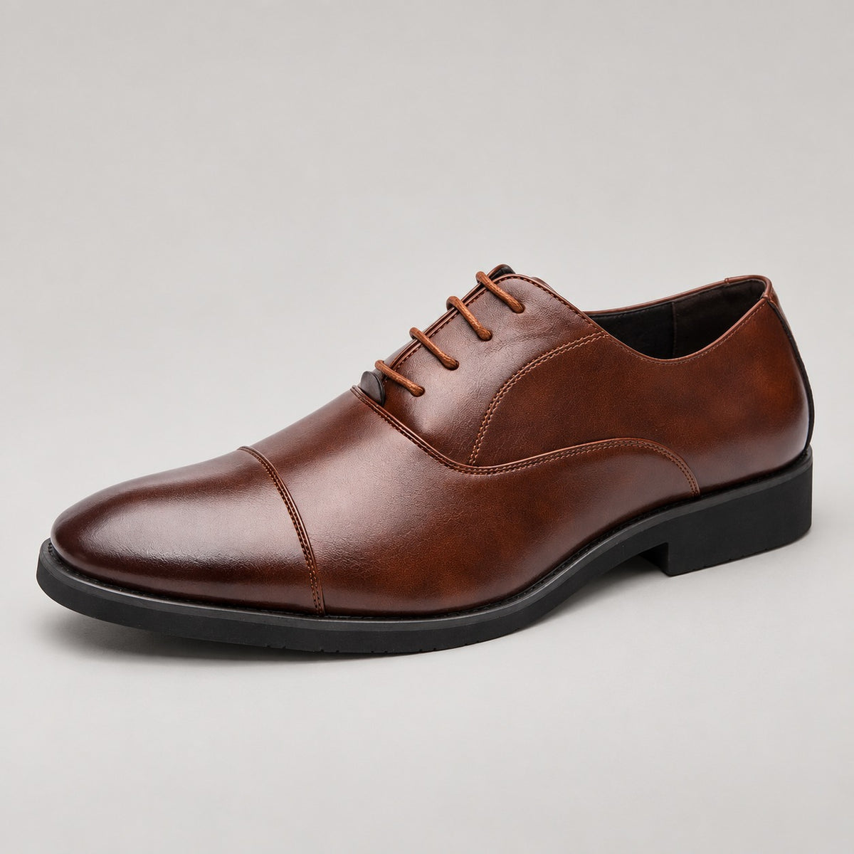 Cap-Toe Oxford Shoes, Leather-Look – Men – Brown – side