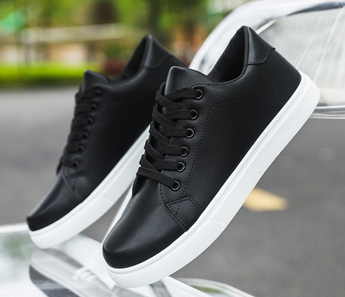 Leather-Look Low-Top Sneakers – Men – Black – pair, sole