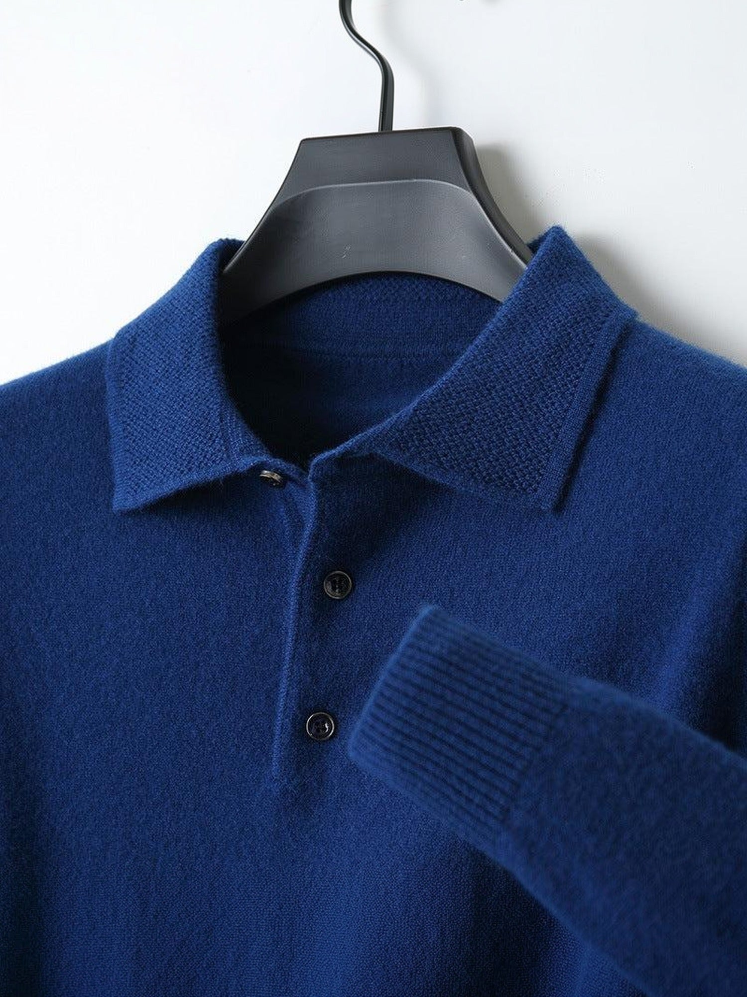 96–99% Wool Knit Polo Sweater, Long Sleeve – Men – Navy – collar