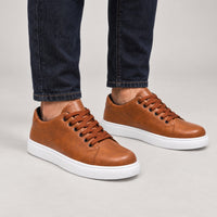 Leather-Look Low-Top Sneakers – Men – Brown – worn
