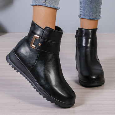 Fleece-Lined Faux-Leather Ankle Boots – Women – Black – worn