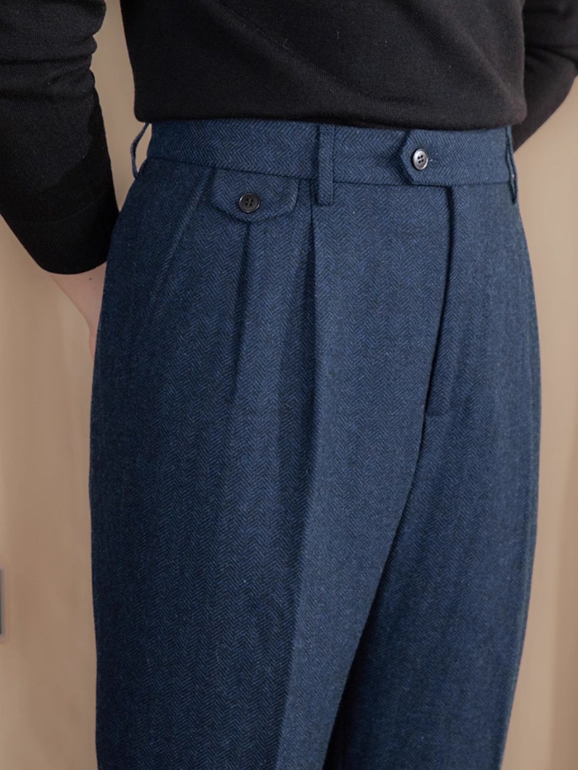 Herringbone Pleated Trousers, High Waist – Men – Navy – pleat detail