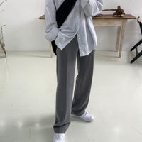 Wide-Leg Pleated Trousers, Fluid Drape – Men – Grey – worn