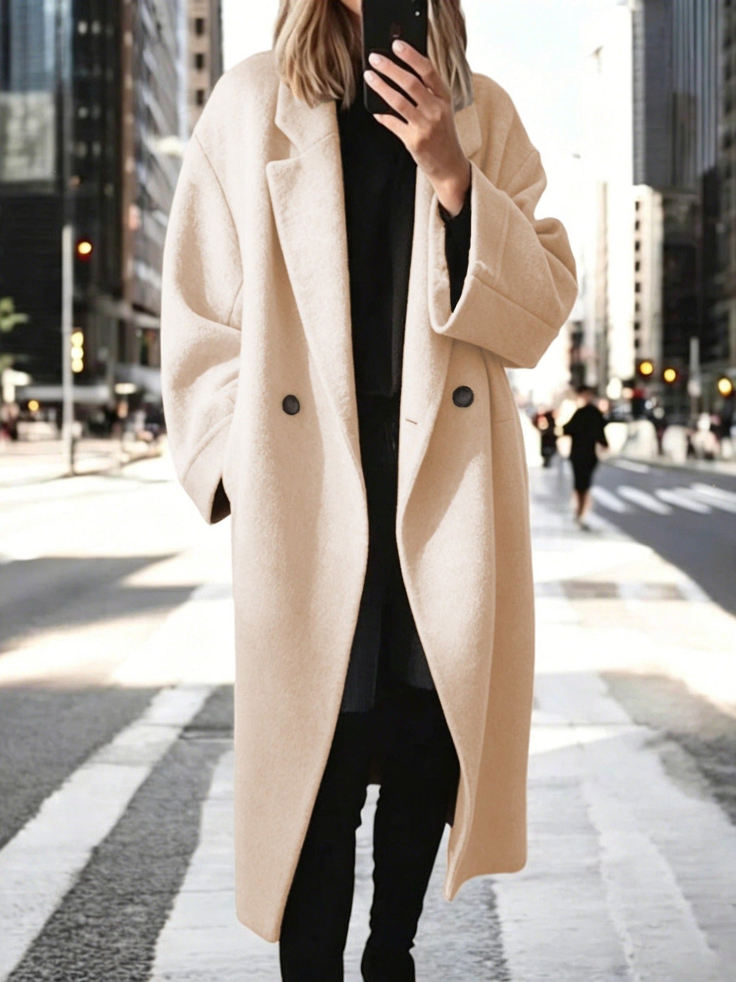 30–35% Alpaca Wool Oversized Long Coat – Women – Cream – worn