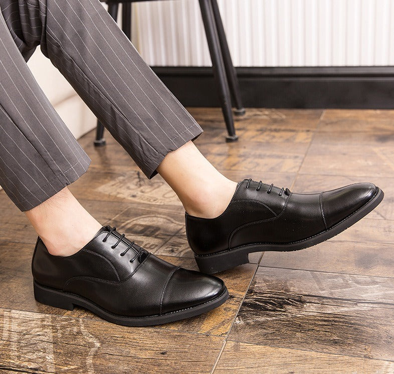 Cap-Toe Oxford Shoes, Leather-Look – Men – Black – worn