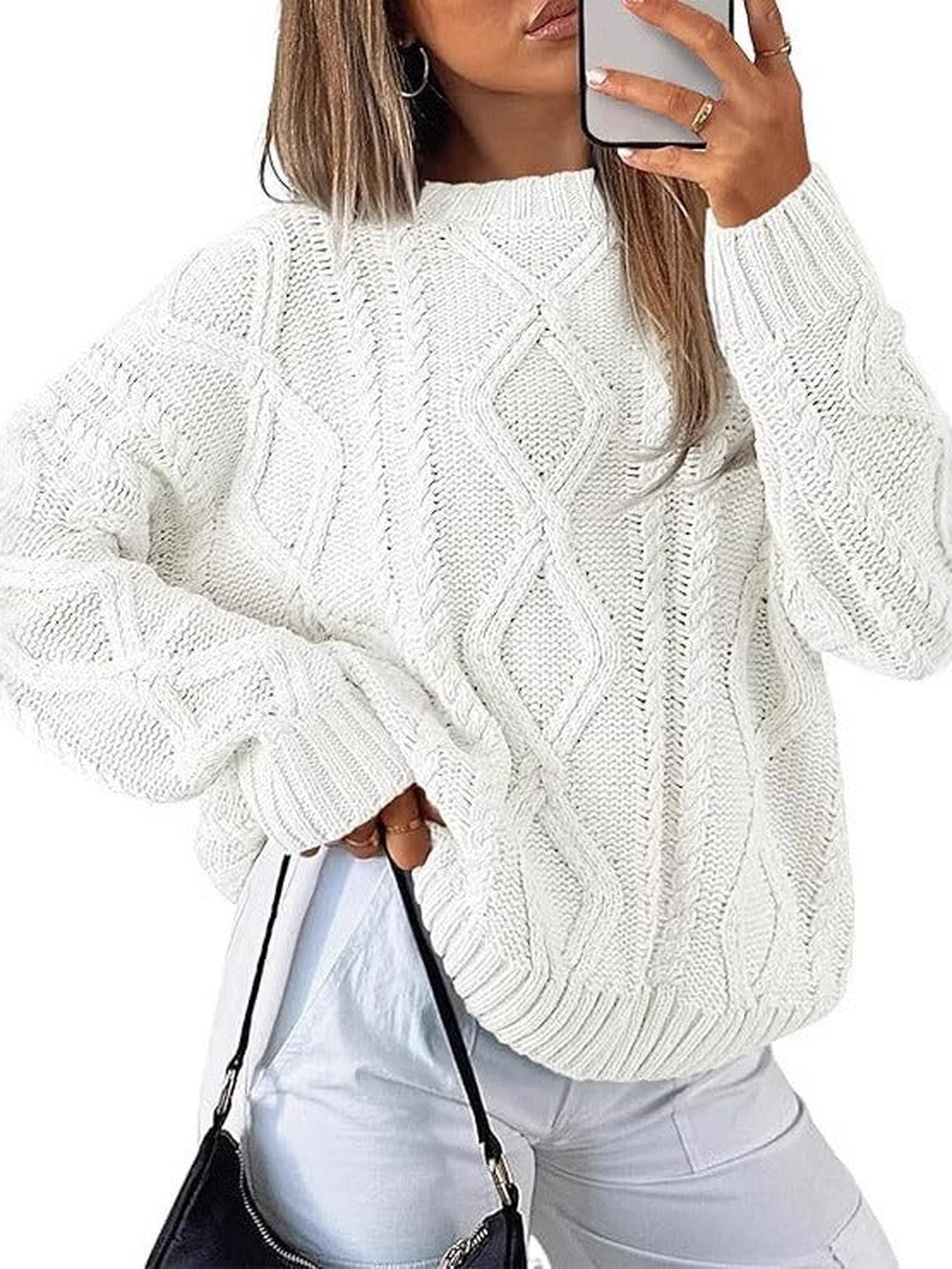 90–95% Acrylic Cable-Knit Crew-Neck Sweater – Women – White – worn
