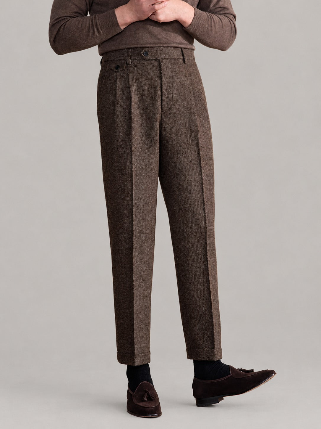Herringbone Pleated Trousers, High Waist – Men – Brown – worn