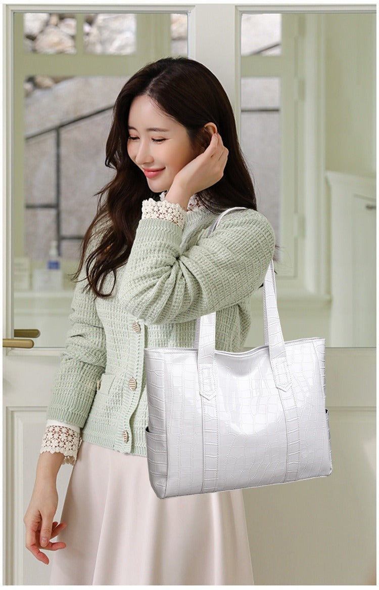 Croc-Effect Faux-Leather Tote Bag – Women – White – worn