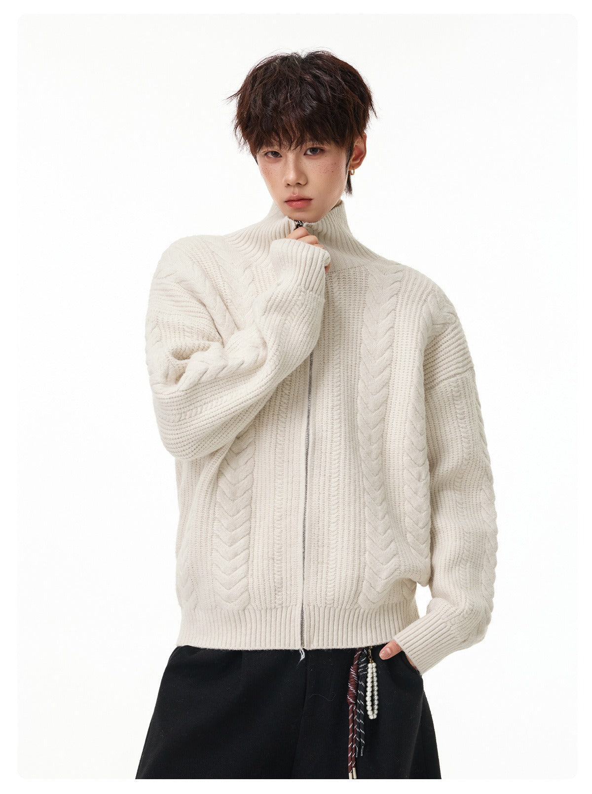 Cable Knit Zip Cardigan, Stand Collar, Relaxed Fit – Men – Cream – worn