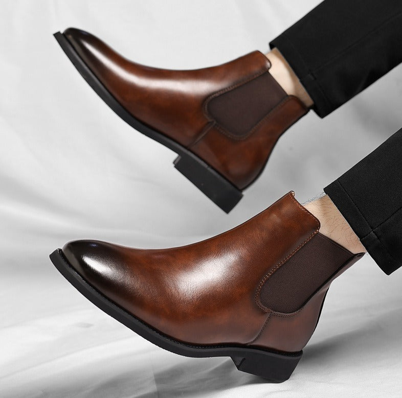 Classic Chelsea Boots, Leather-Look, Fleece Option – Men – Brown – worn
