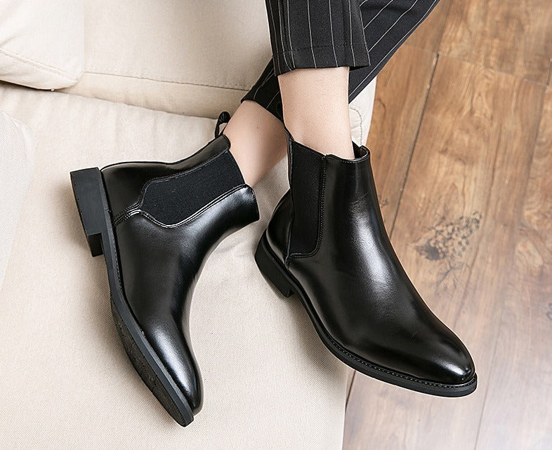 Fleece-Lined Chelsea Boots, Leather-Look – Men – Black – worn