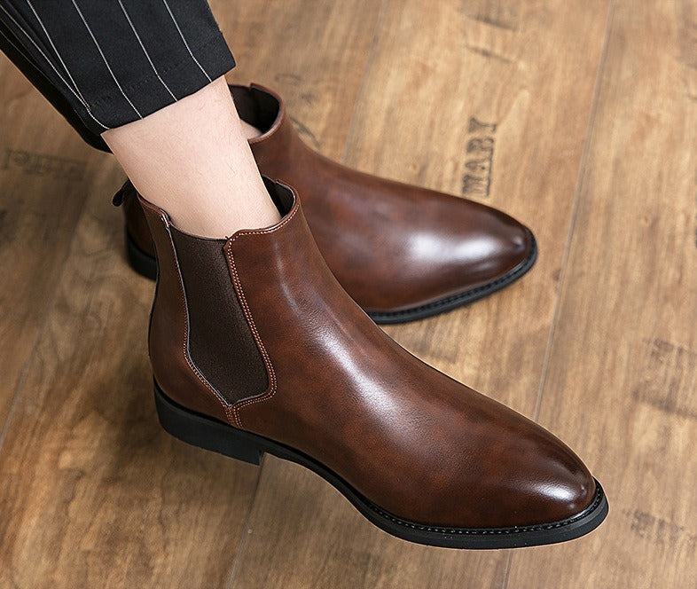 Fleece-Lined Chelsea Boots, Leather-Look – Men – Brown – worn