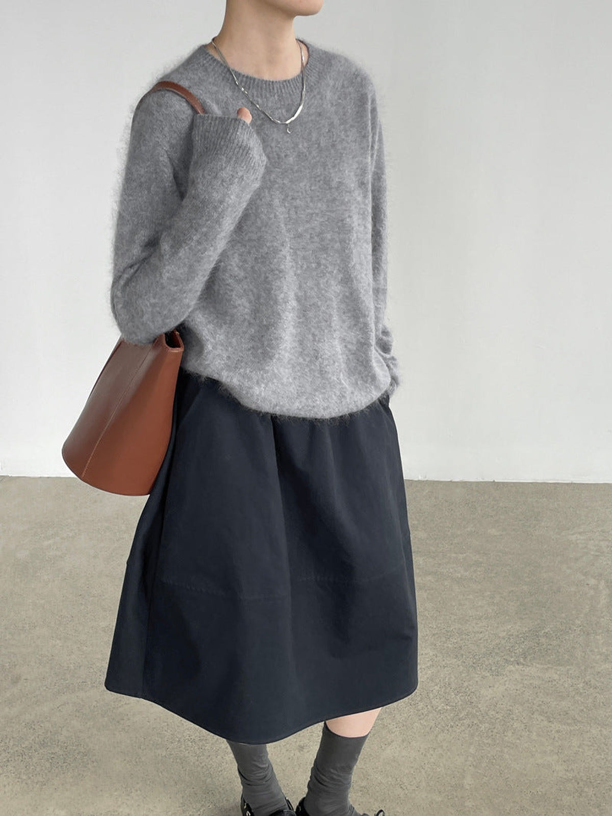 90% Wool, 5% Cashmere, 5% Silk Crew-Neck Sweater – Women – Grey – worn